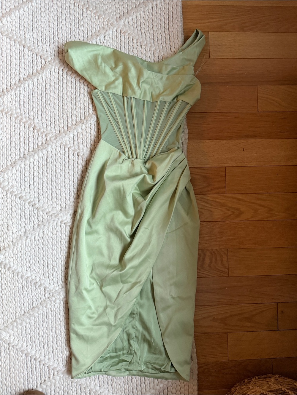 House of CB off shoulder mint midi dress size XS